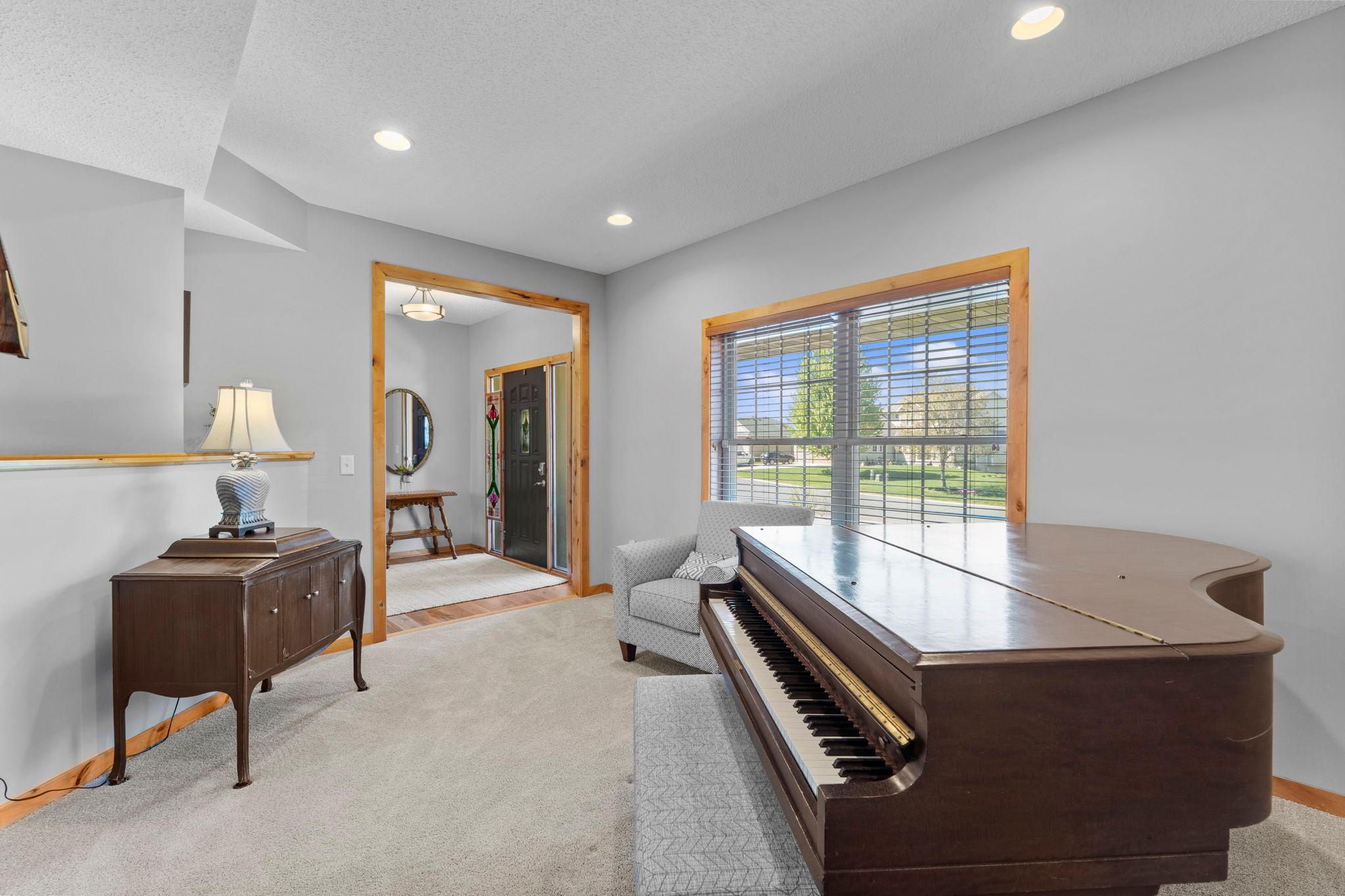 10697 106th Avenue N Property Photo 12
