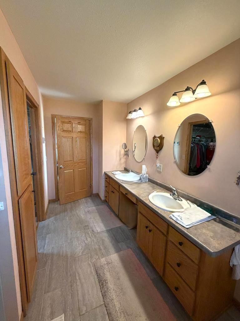 2015 Highland Circle E Property Photo 25