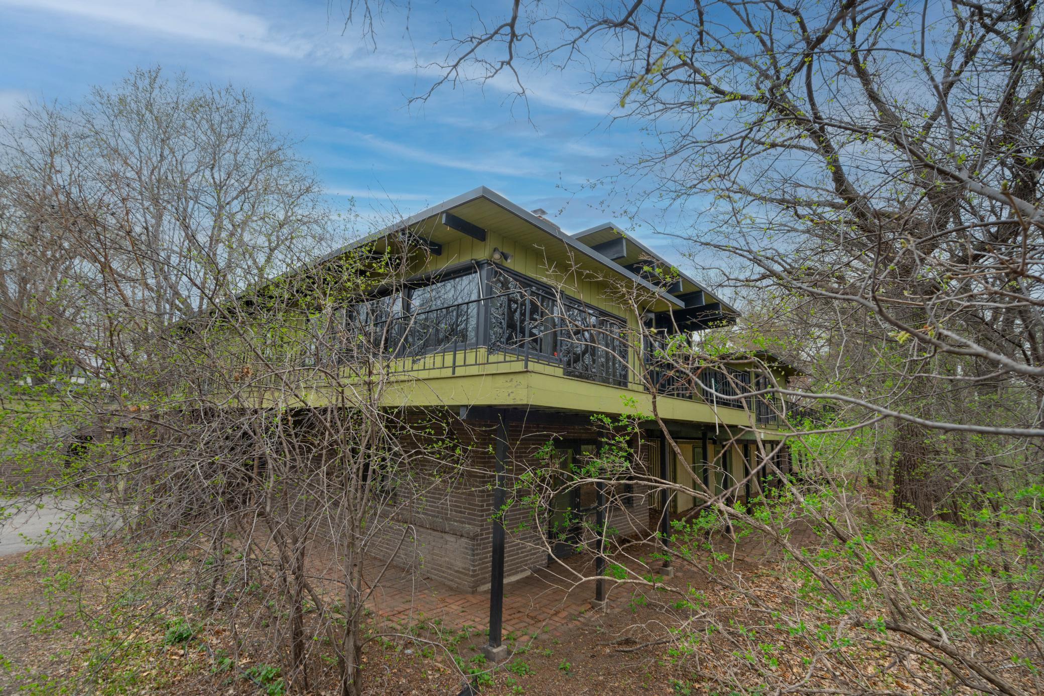 1700 Hillcrest Road Property Photo 42