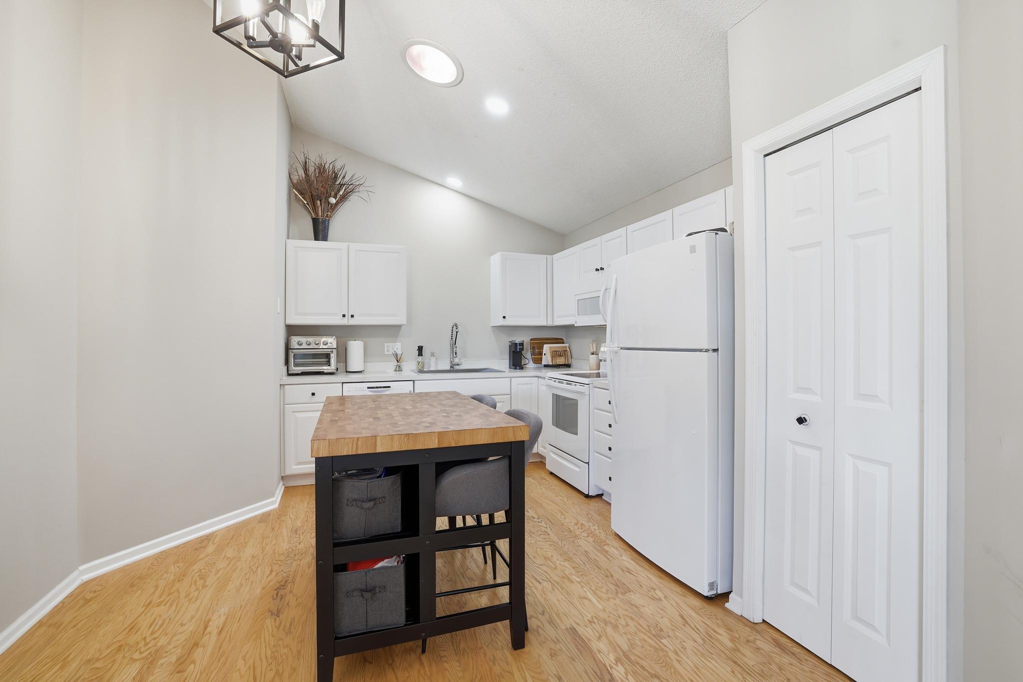 13642 97th Place N Property Photo 14