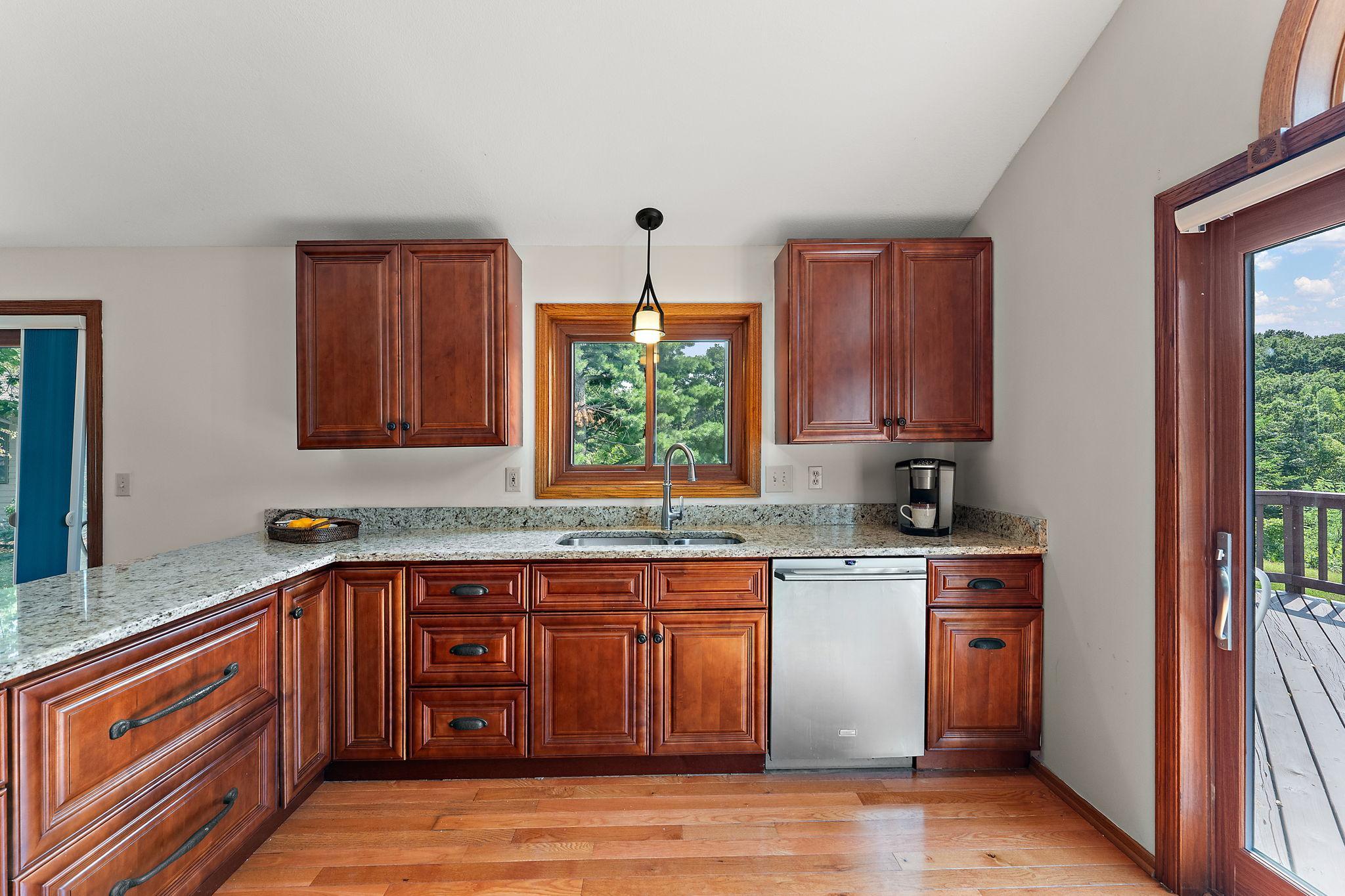 2330 Overlook Circle E Property Photo 15