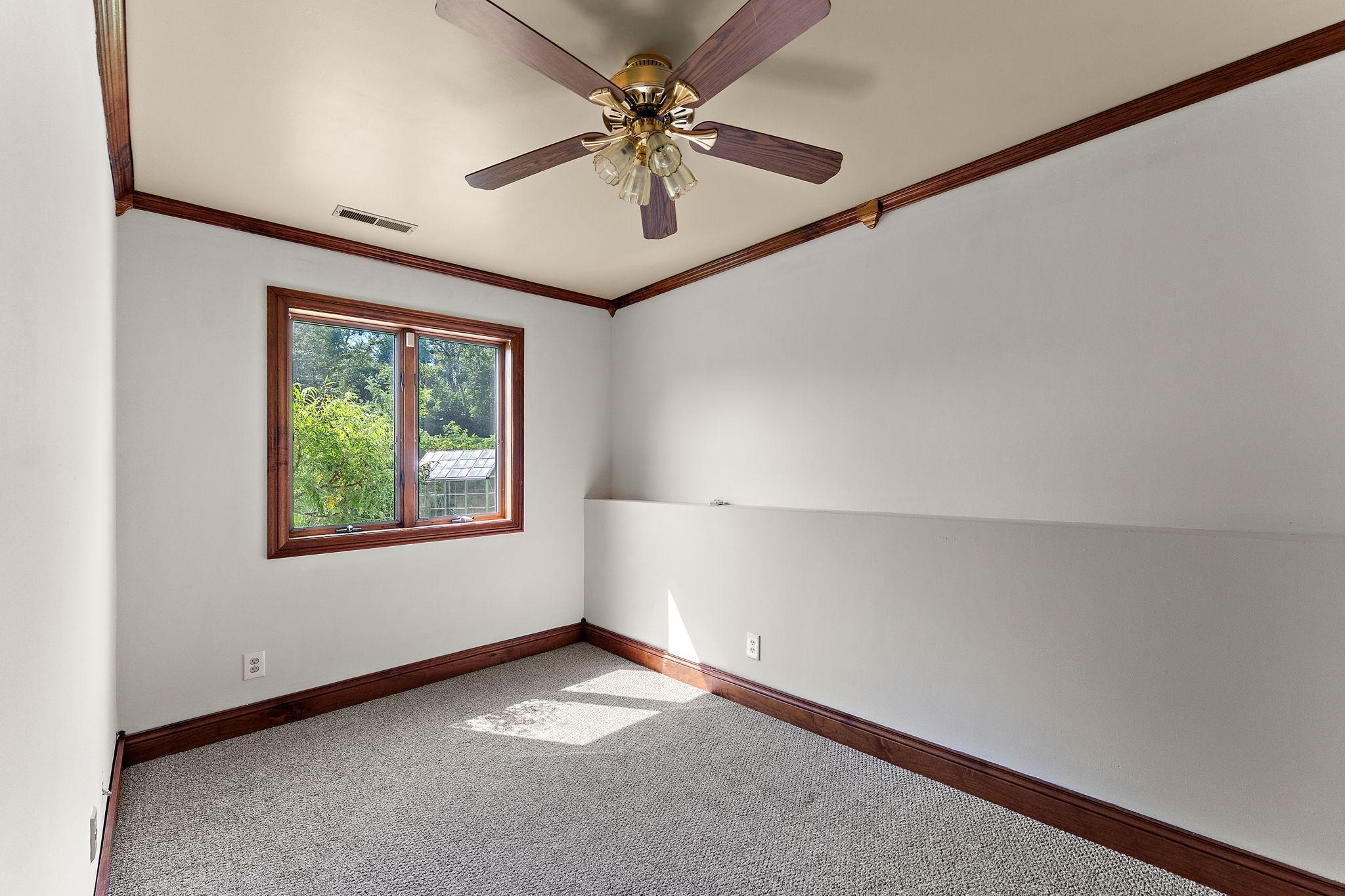 2330 Overlook Circle E Property Photo 22