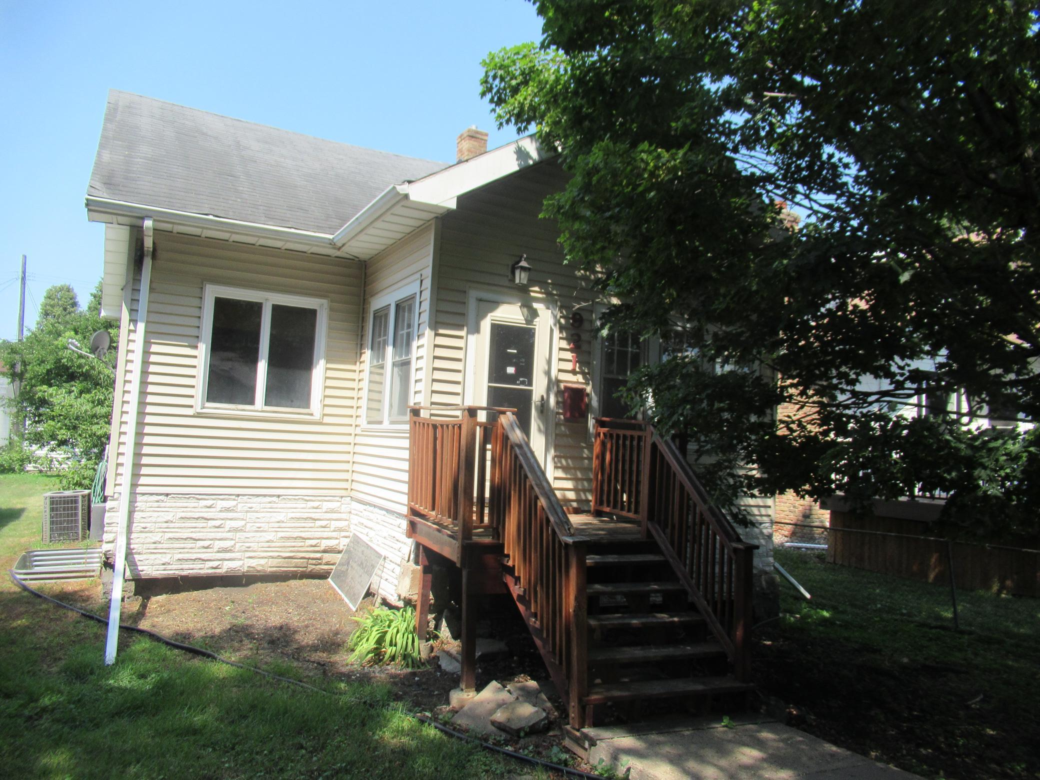 921 20th Avenue Se Property Photo 1