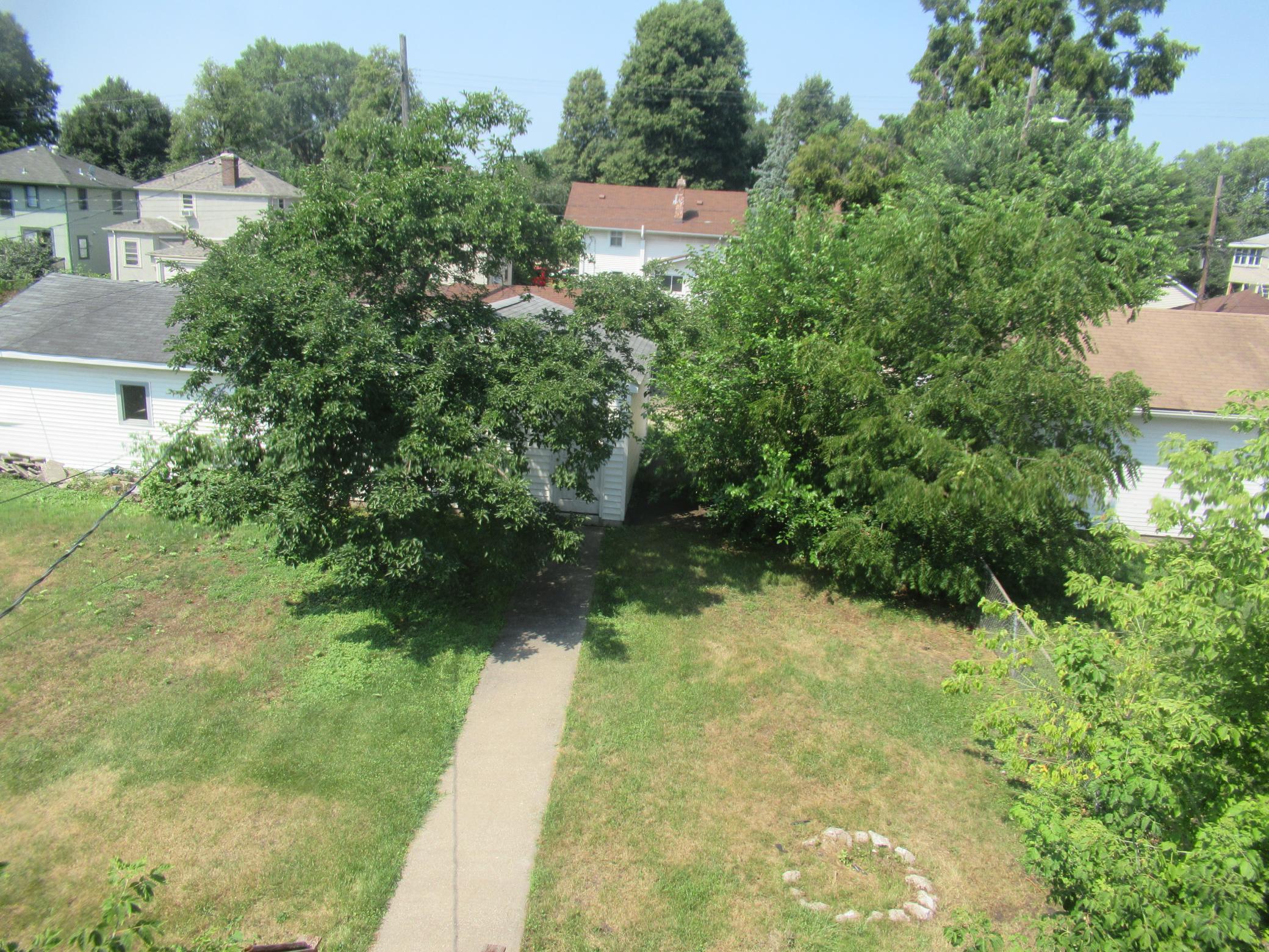 921 20th Avenue Se Property Photo 4