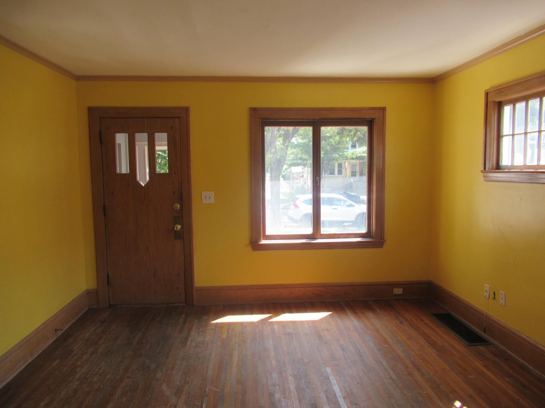 921 20th Avenue Se Property Photo 6