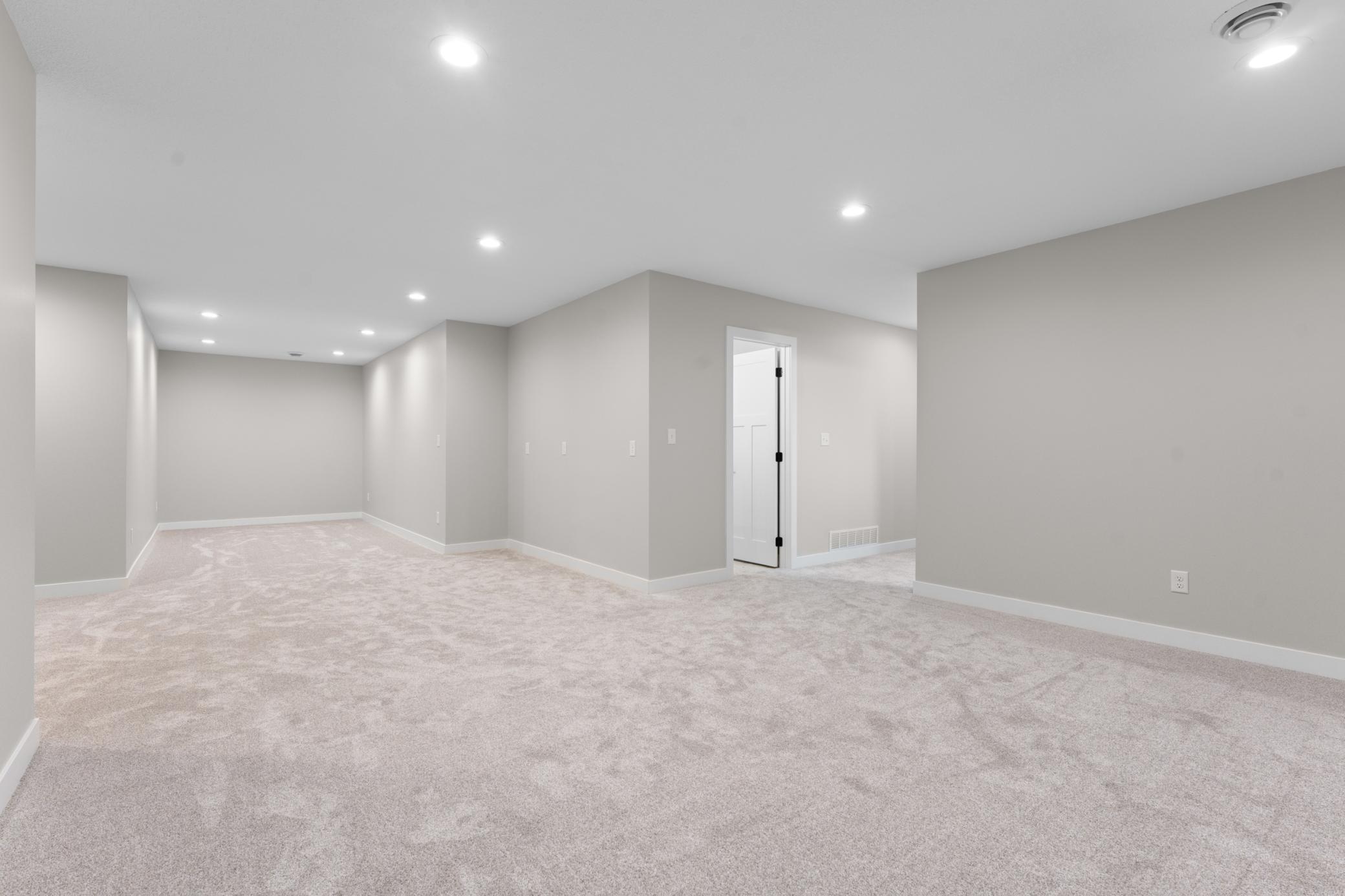 4963 Noble Drive Nw Property Photo 23