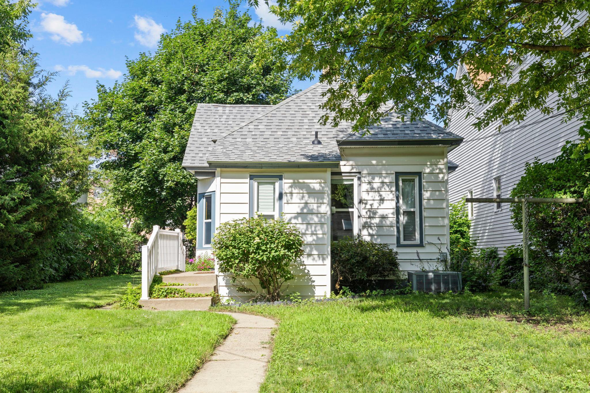 3321 Longfellow Avenue Property Photo 8