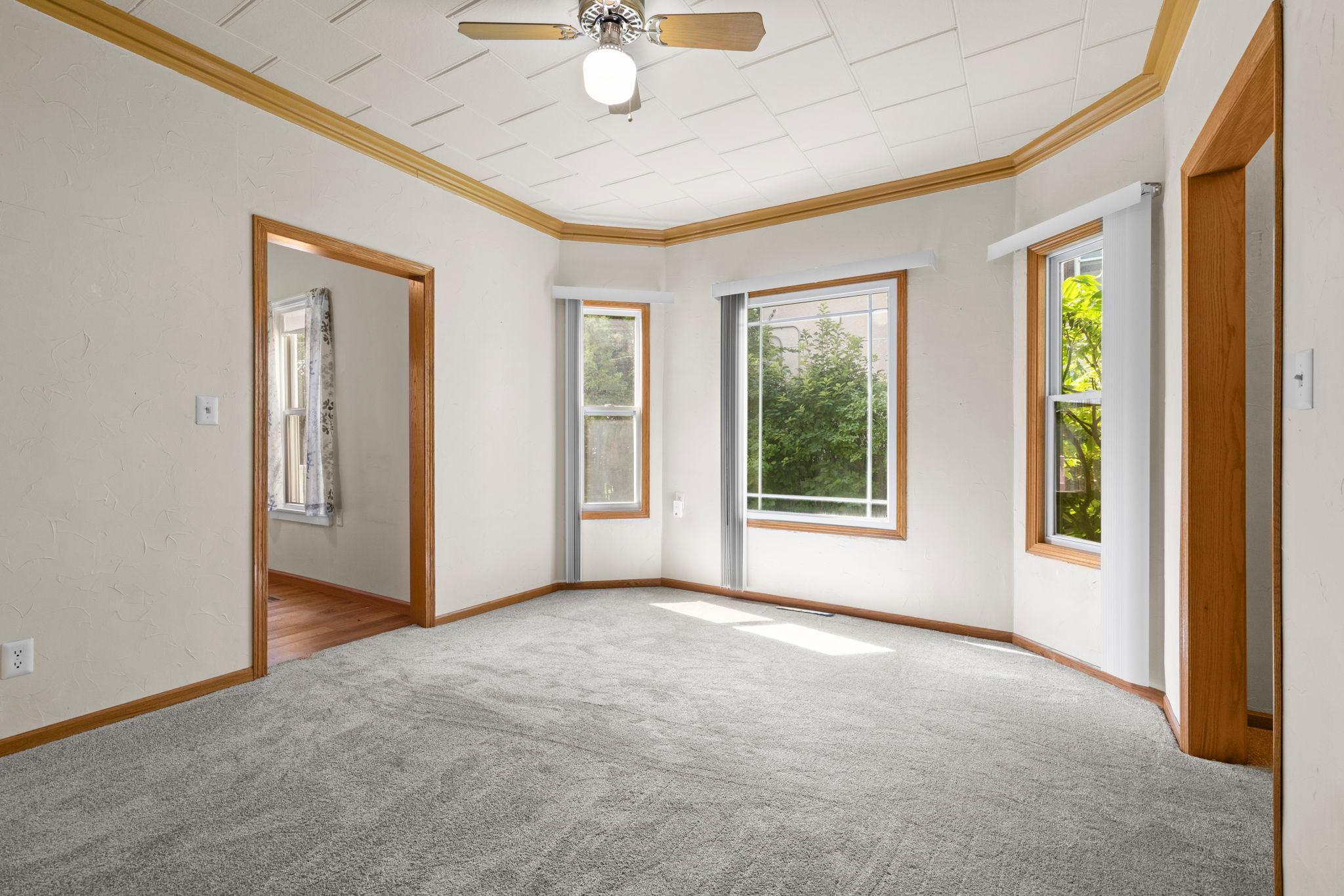 3321 Longfellow Avenue Property Photo 14