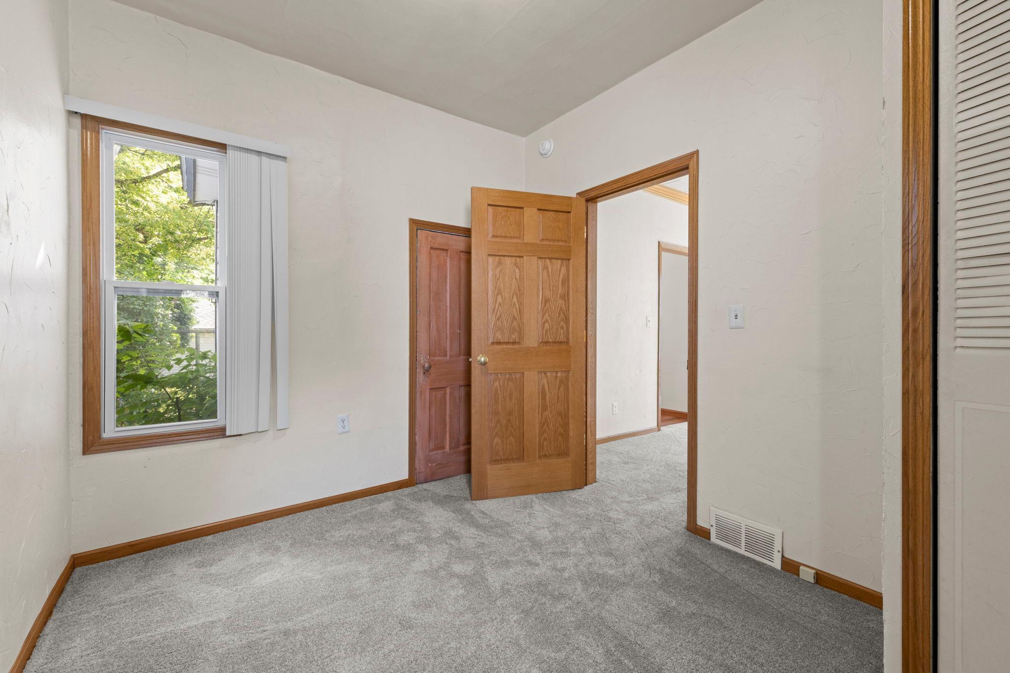 3321 Longfellow Avenue Property Photo 25