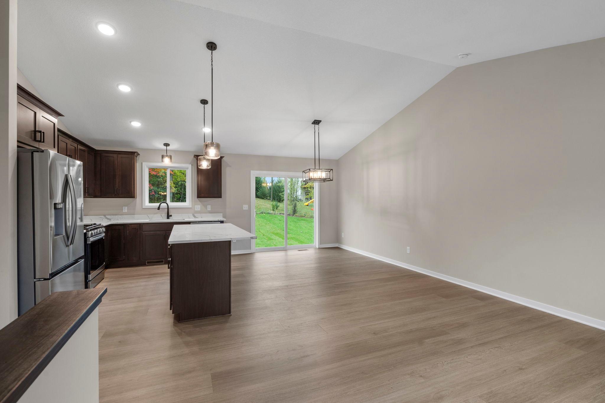 13036 12th Avenue Property Photo 7
