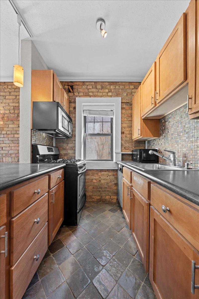 1901 Stevens Avenue 307 Property Photo 7