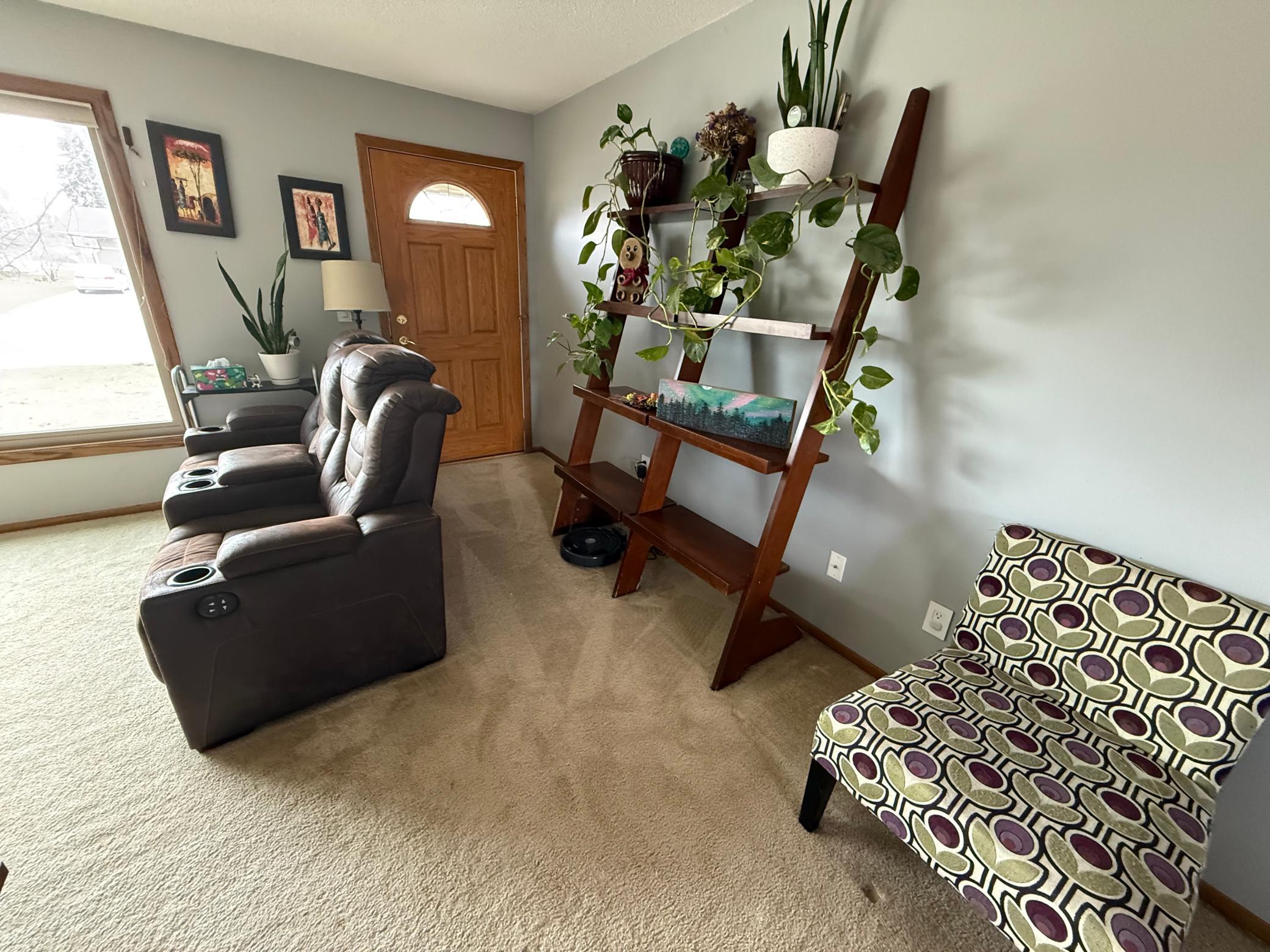 404 4th Avenue W Property Photo 11