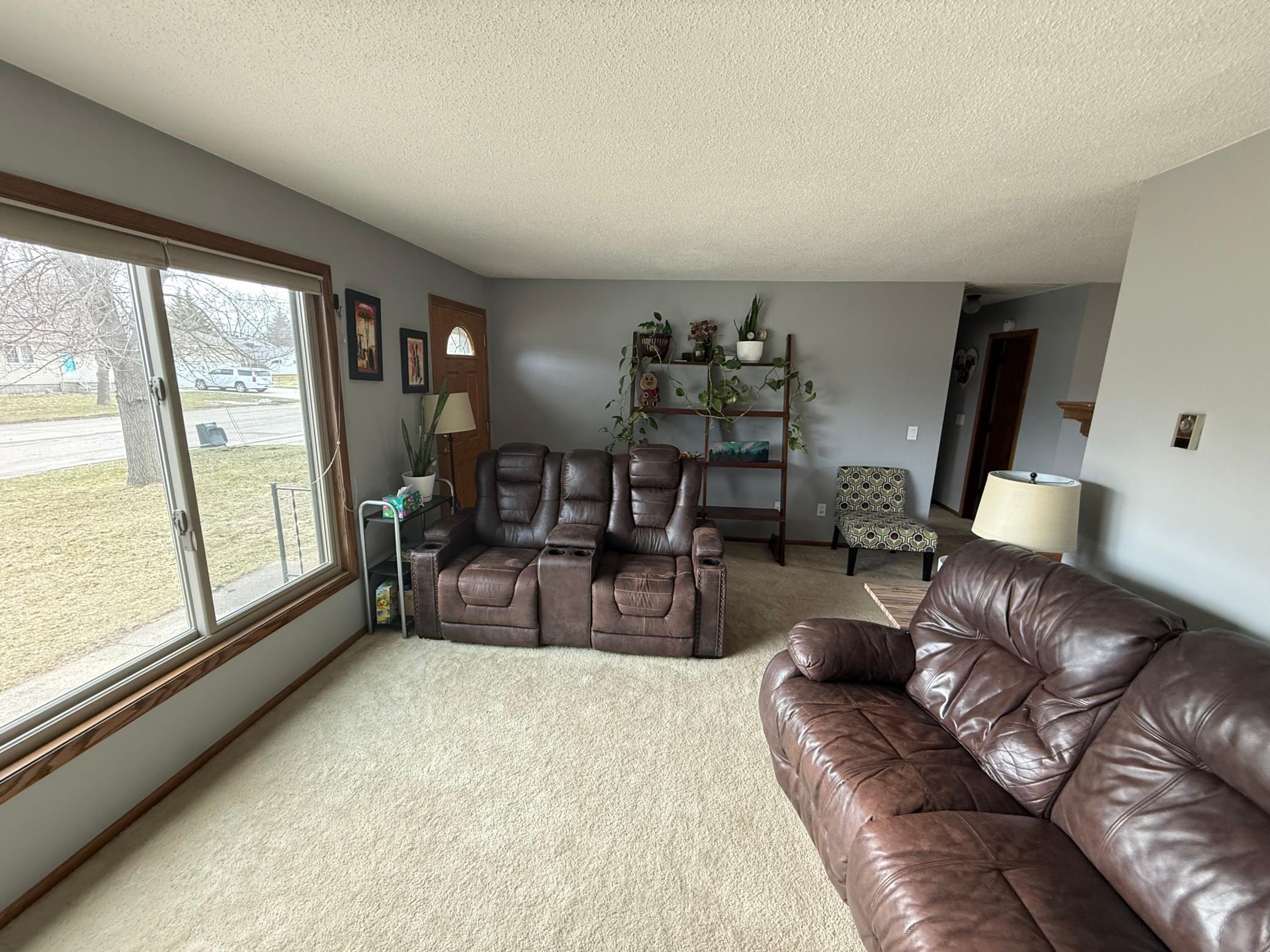 404 4th Avenue W Property Photo 12