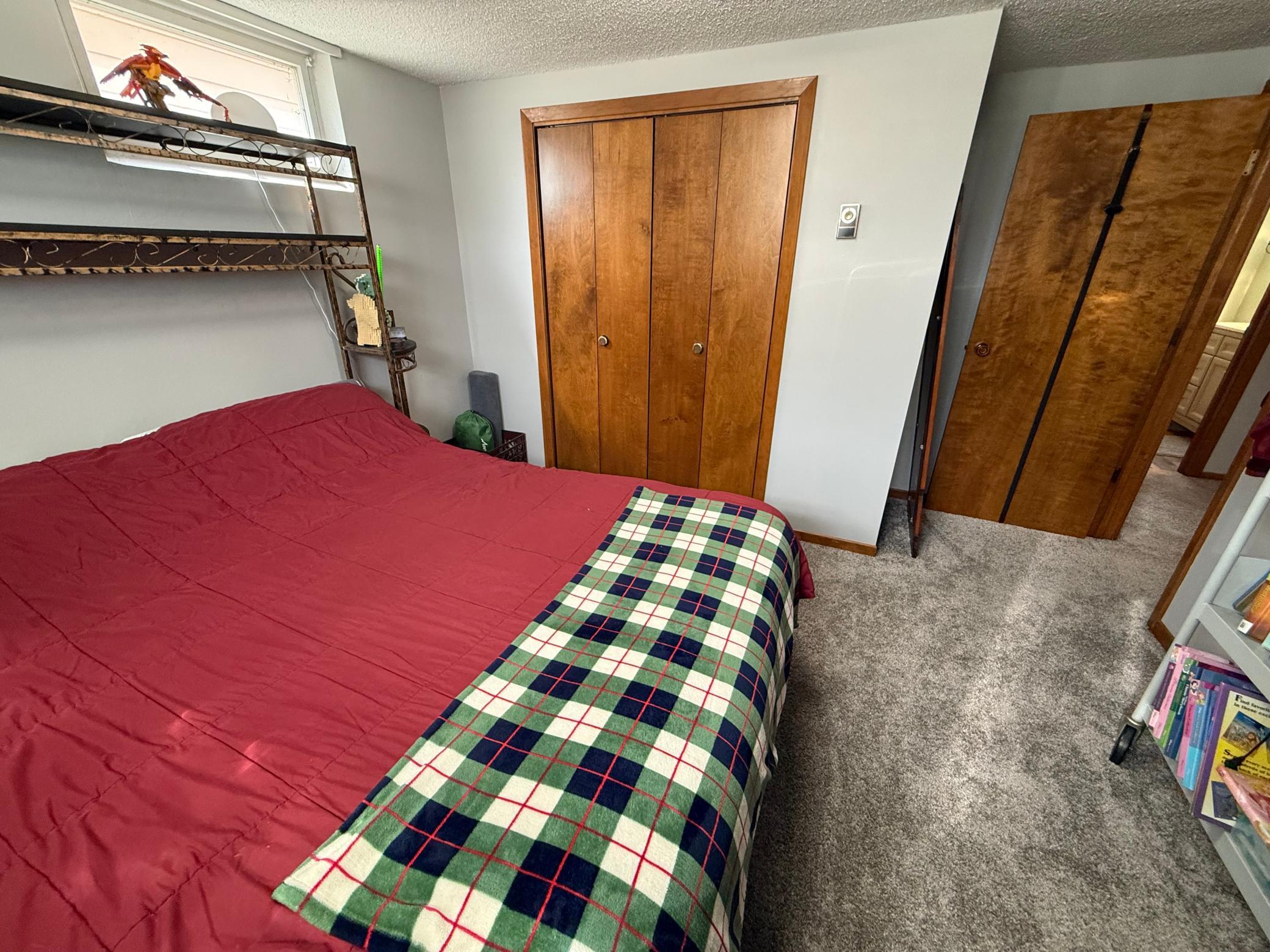 404 4th Avenue W Property Photo 23