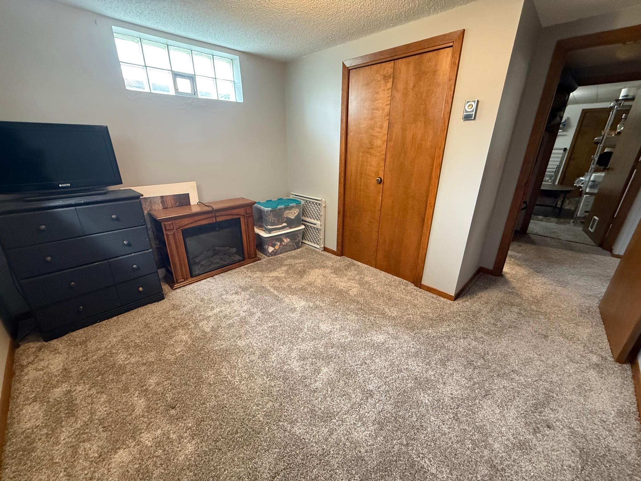 404 4th Avenue W Property Photo 25