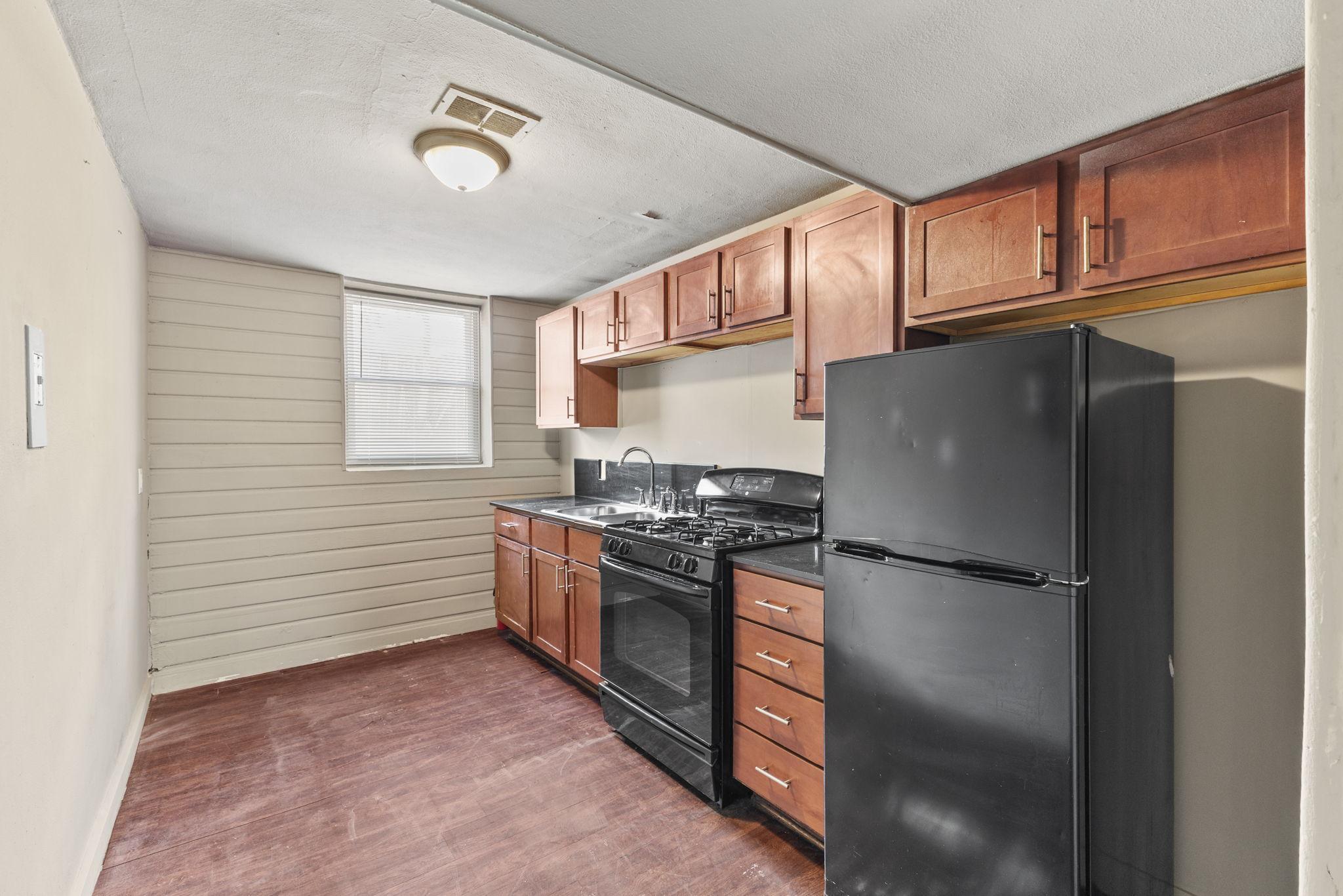 765 Jackson Street Property Photo 14