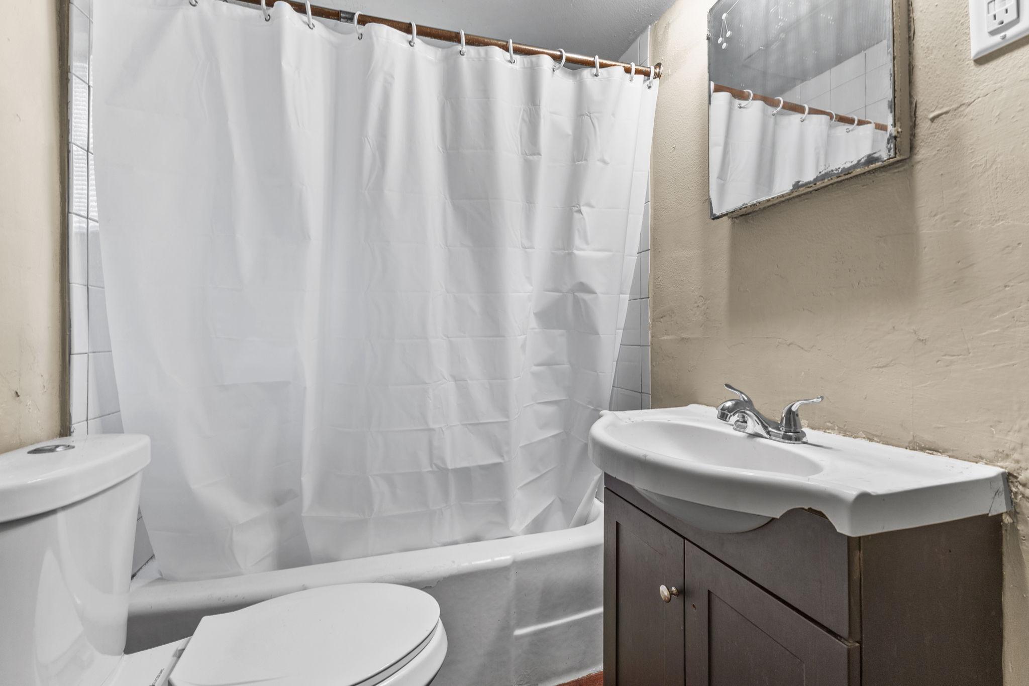 765 Jackson Street Property Photo 17