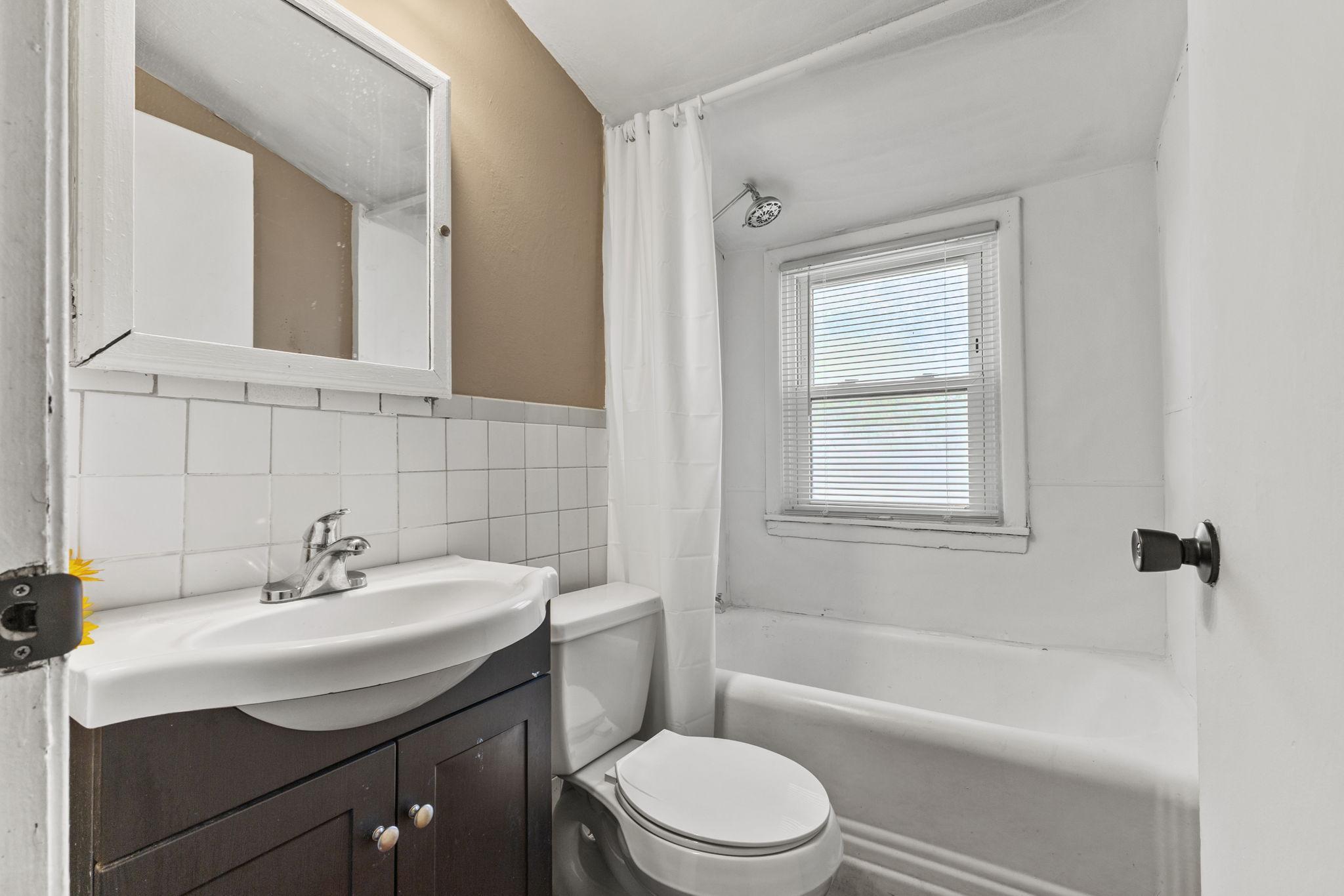 765 Jackson Street Property Photo 28