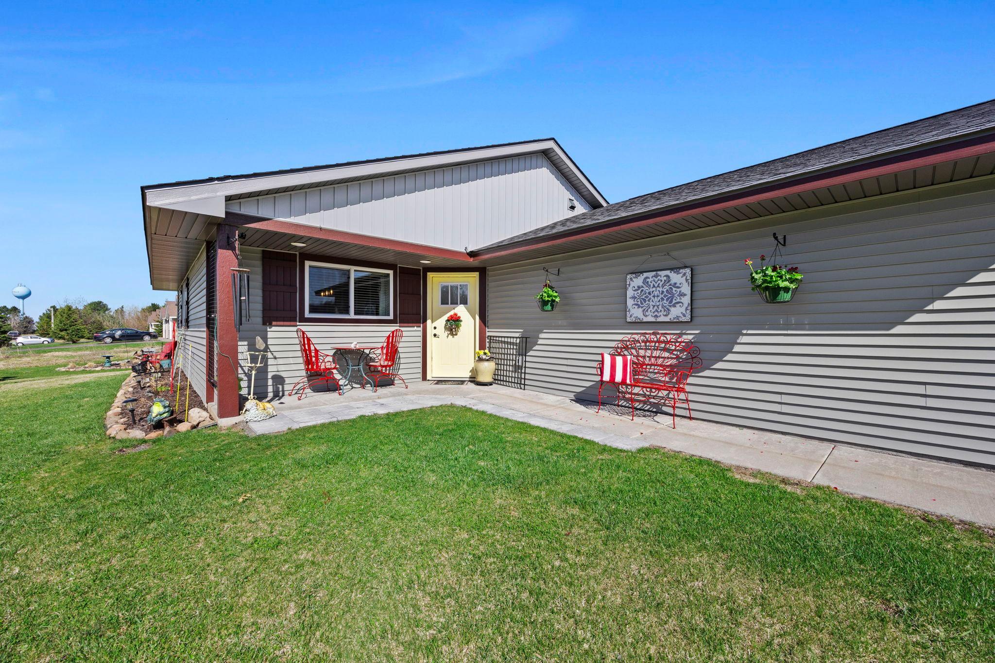 1302 Greentree Drive Property Photo 11