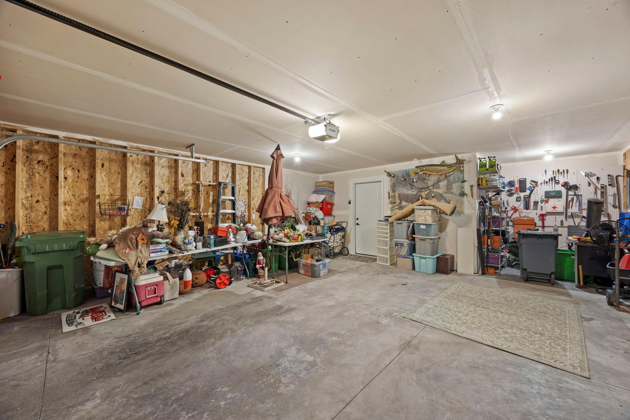 1302 Greentree Drive Property Photo 35