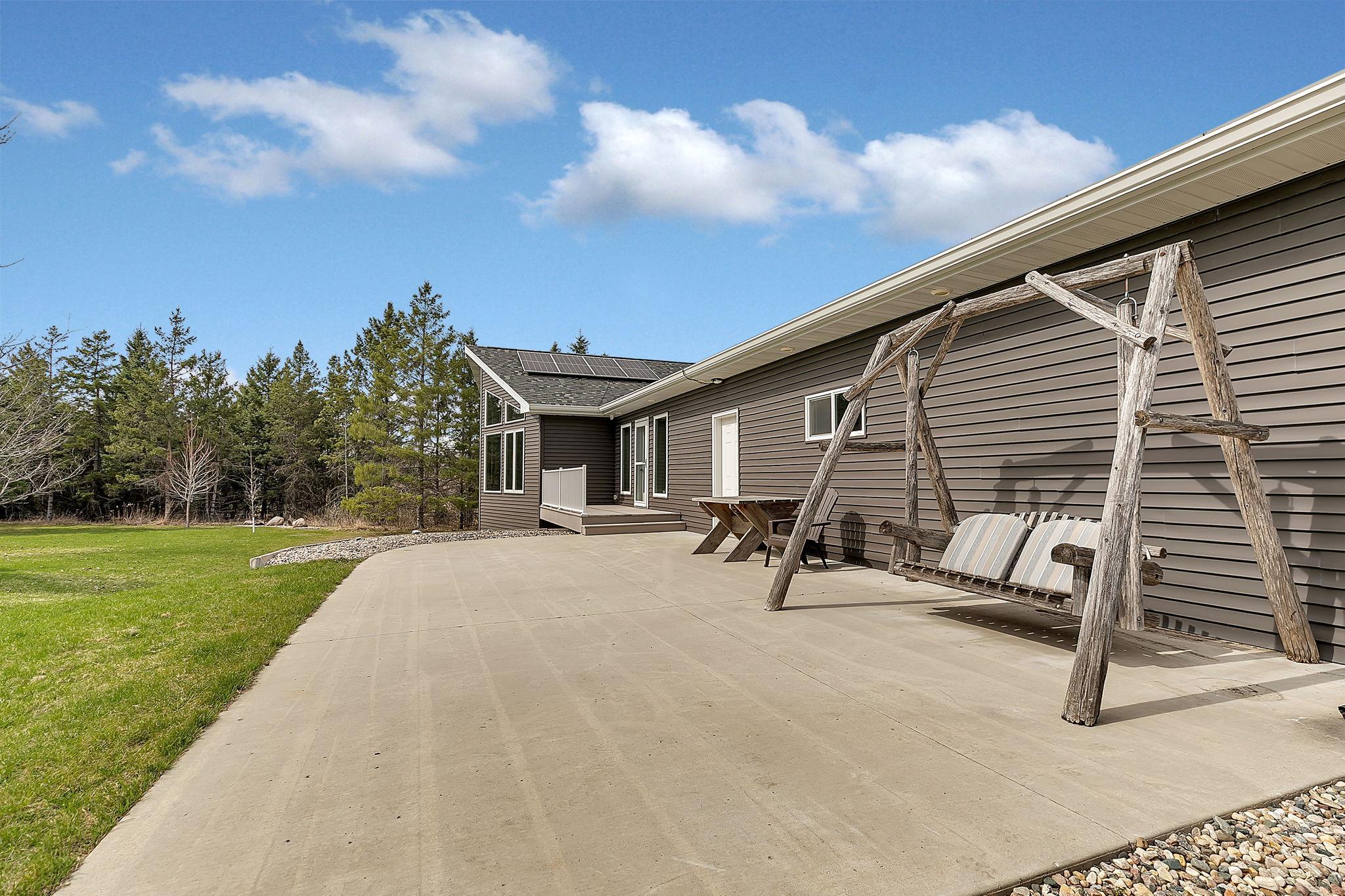 1315 Karnis Drive Nw Property Photo 7