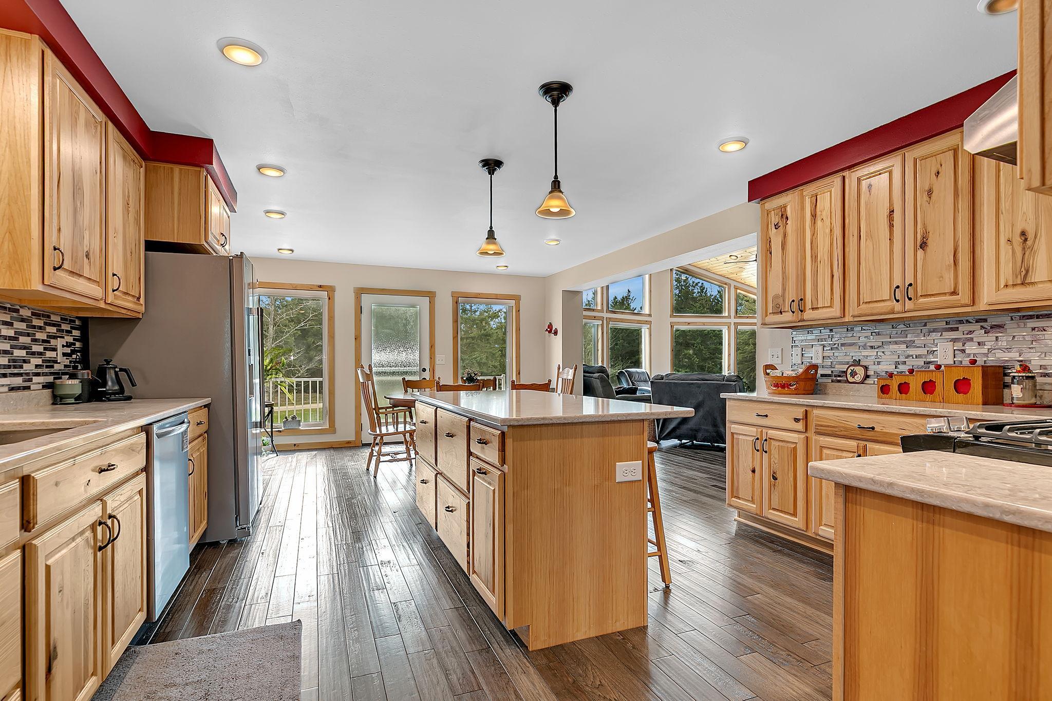 1315 Karnis Drive Nw Property Photo 15