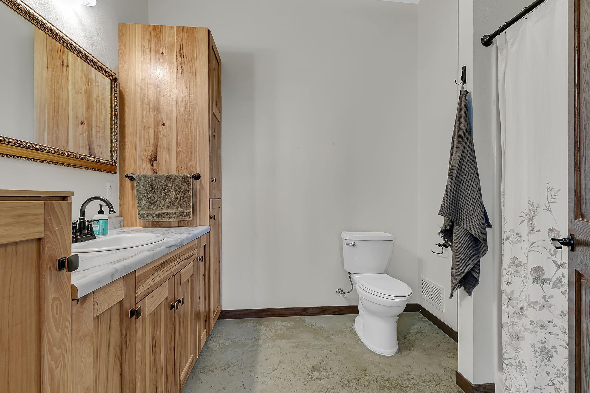 1315 Karnis Drive Nw Property Photo 73