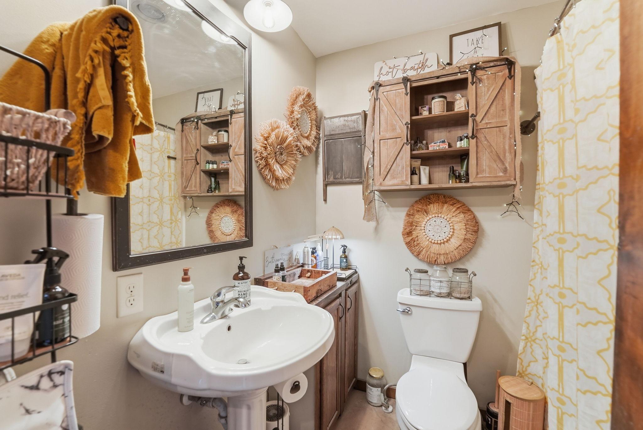 7630 Long Lake Road Property Photo 45