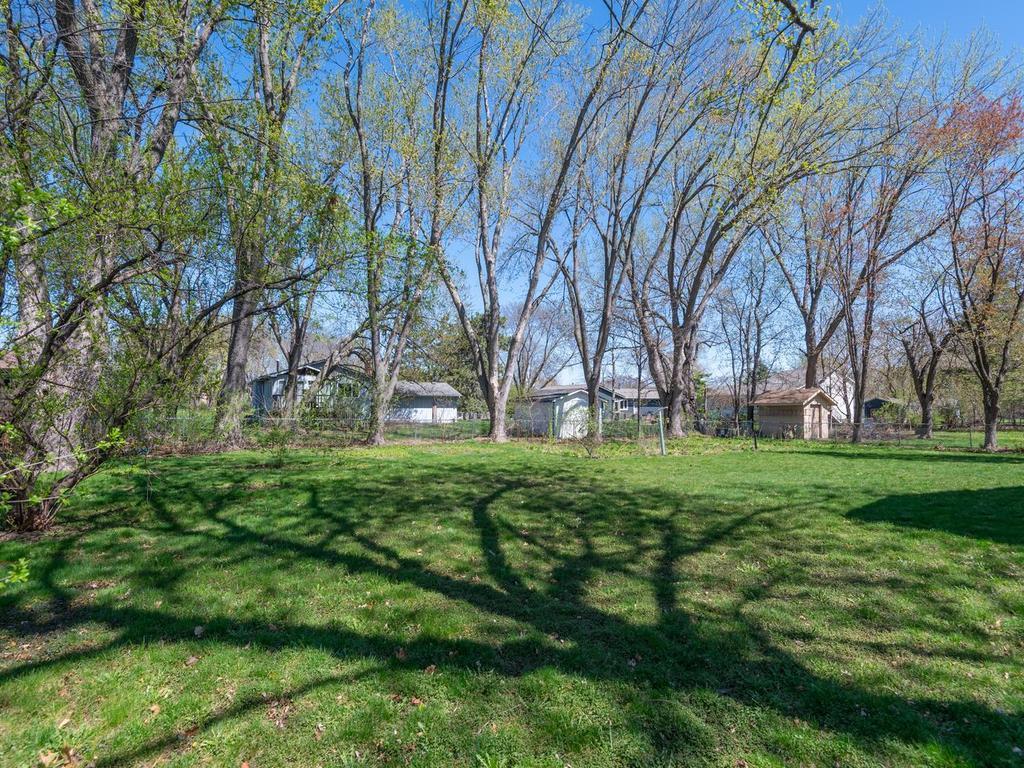17210 13th Avenue N Property Photo 33