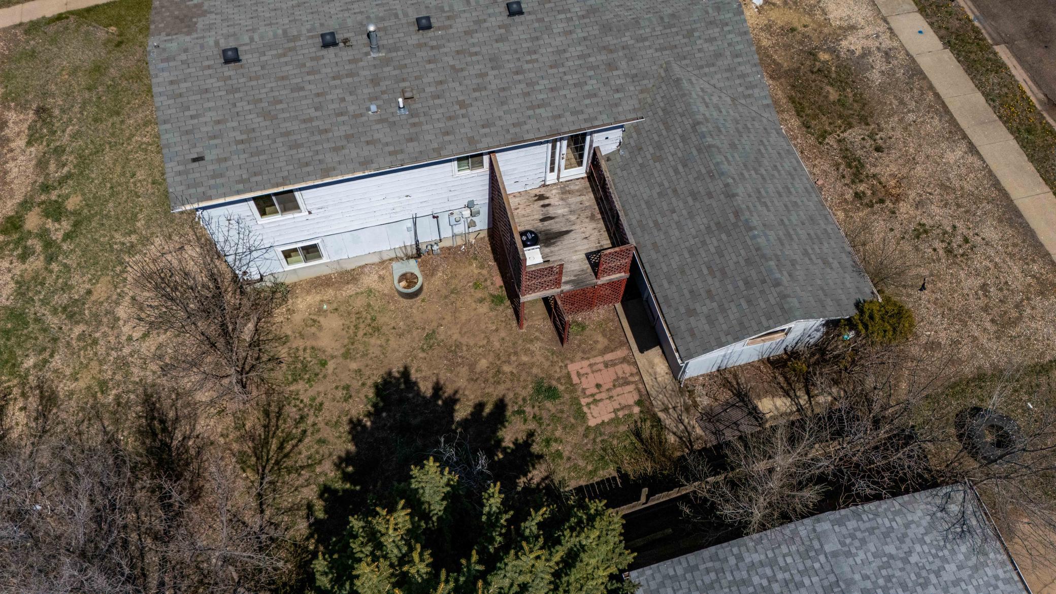 11 6th Avenue W Property Photo 19