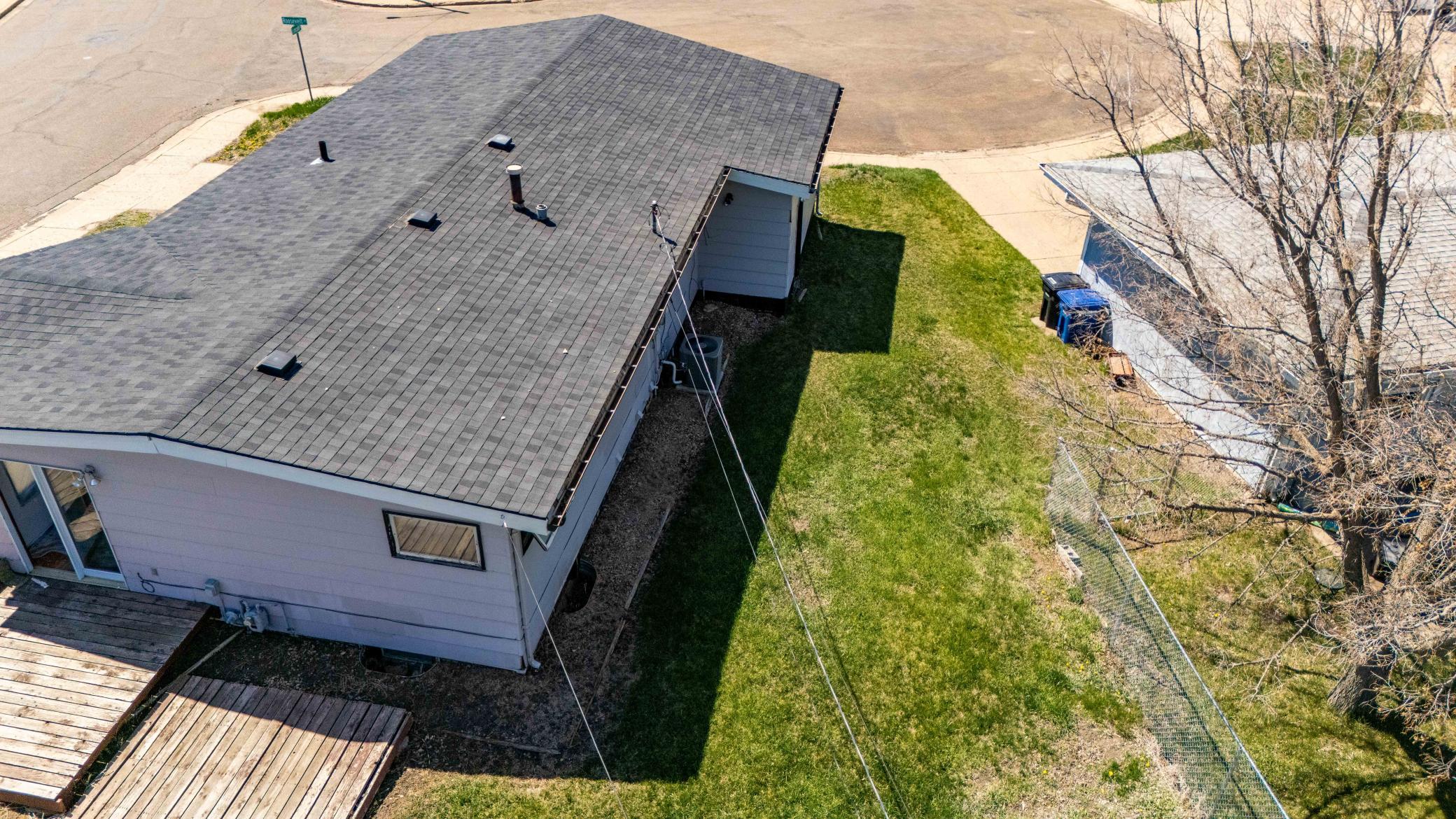 11 6th Avenue W Property Photo 41