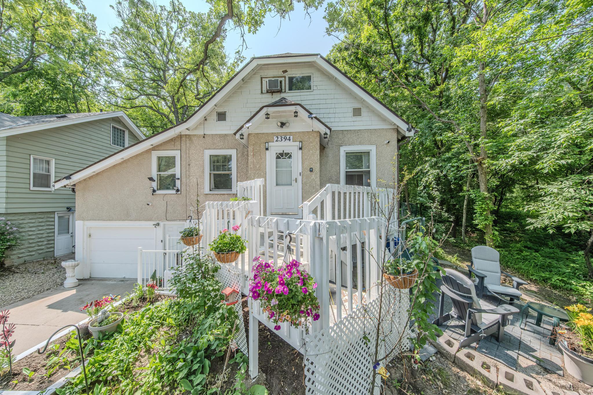 2394 Valentine Avenue Property Photo 2