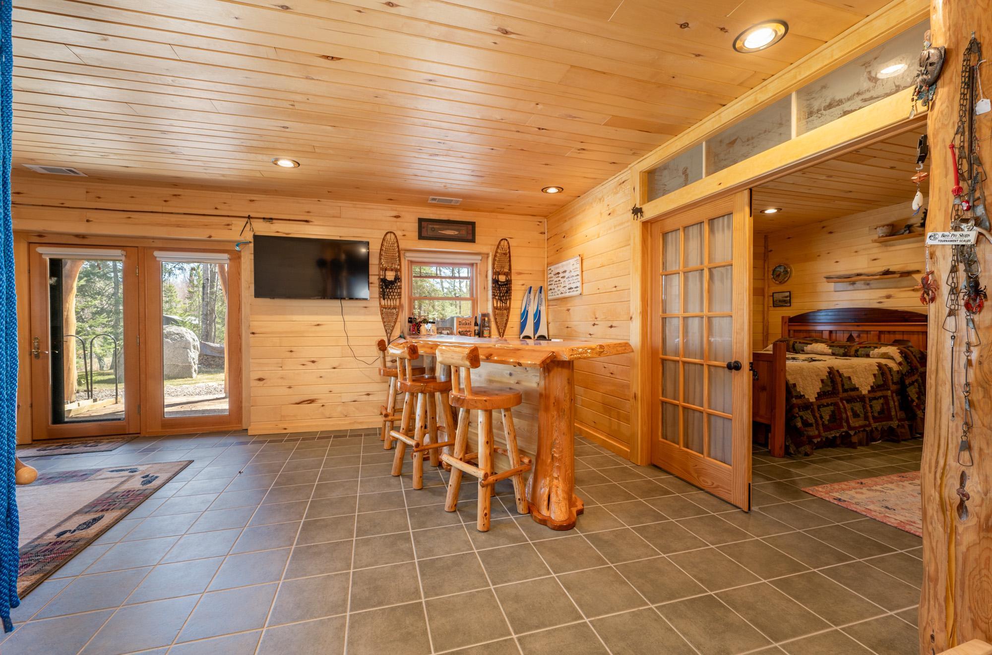51748 Pine Point Lane Property Photo 40