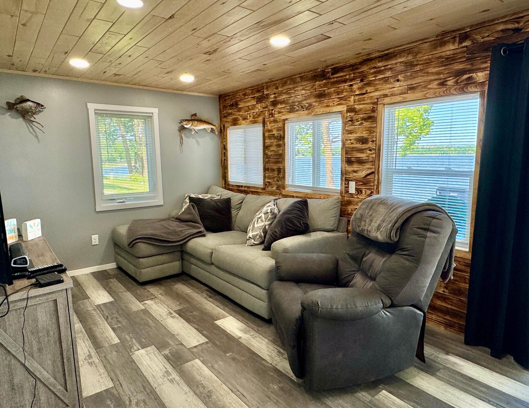 45674 County Highway 31 Property Photo 13