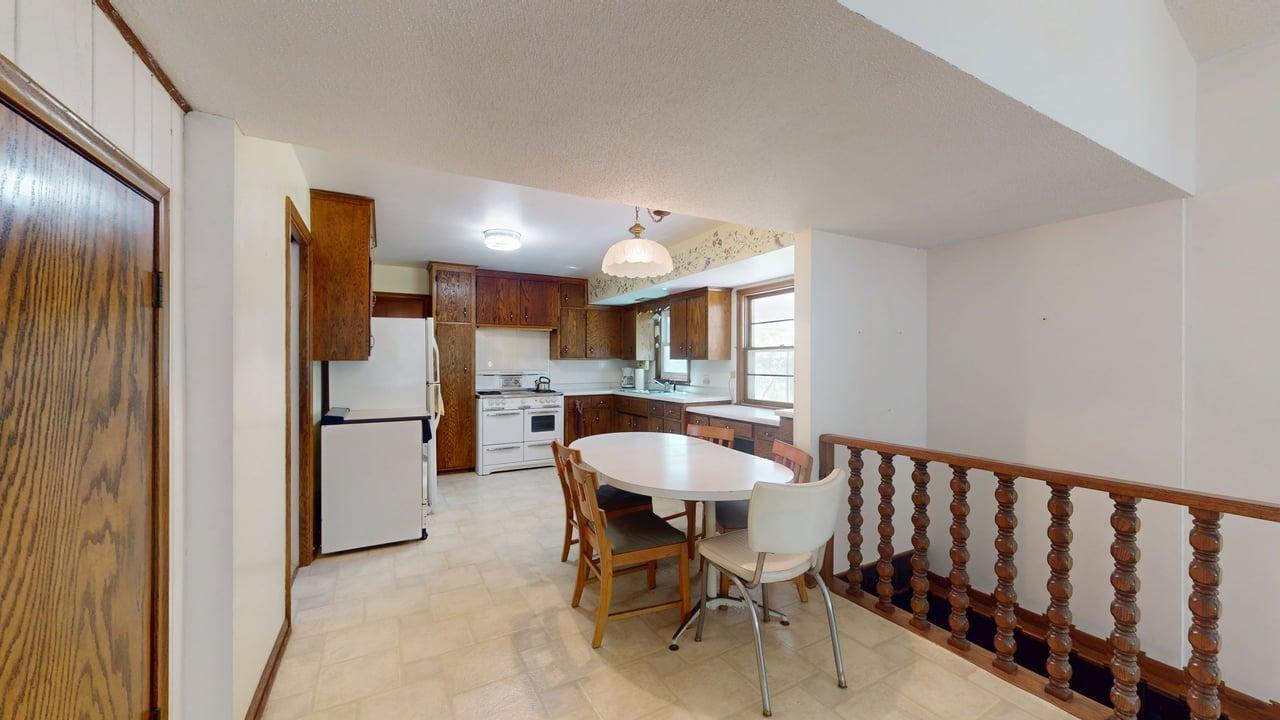1206 Bunker Lake Boulevard Ne Property Photo 4
