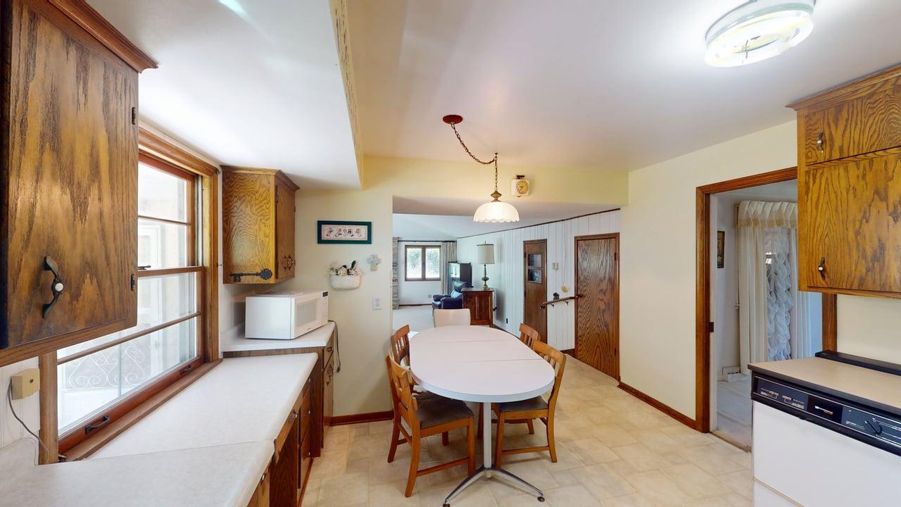 1206 Bunker Lake Boulevard Ne Property Photo 6