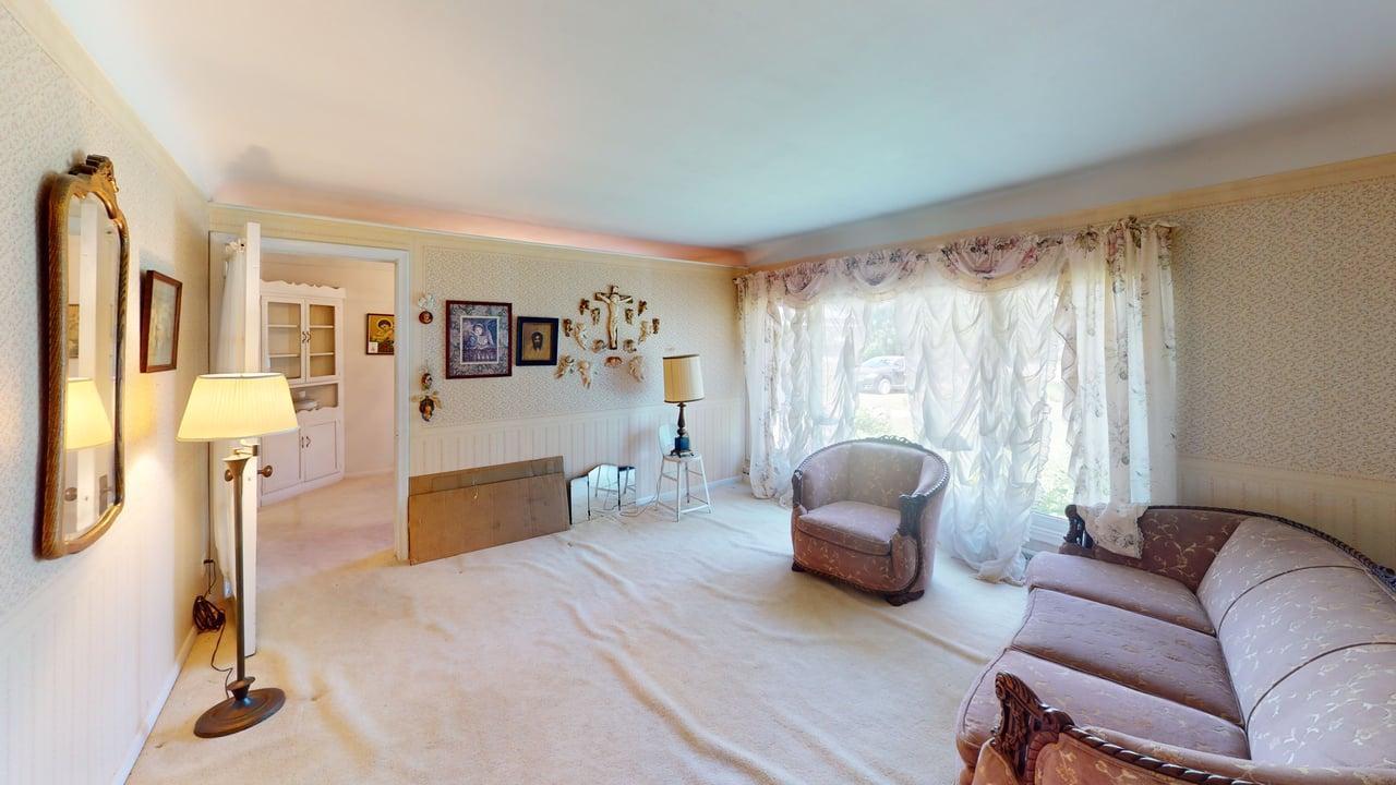 1206 Bunker Lake Boulevard Ne Property Photo 9