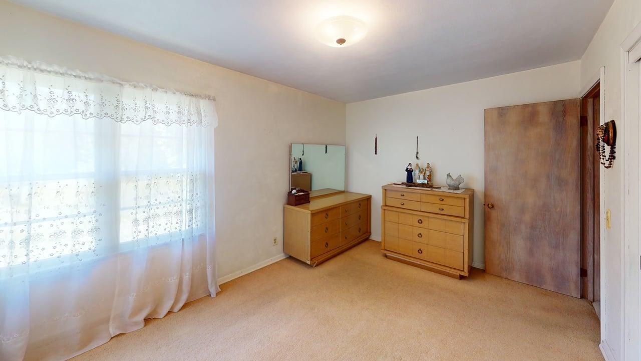 1206 Bunker Lake Boulevard Ne Property Photo 12