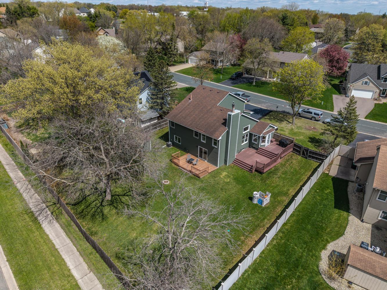 15020 Rushmore Crescent Property Photo 2