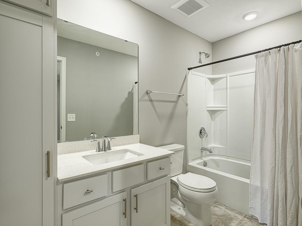 1211 Lower 143rd Street E Property Photo 21