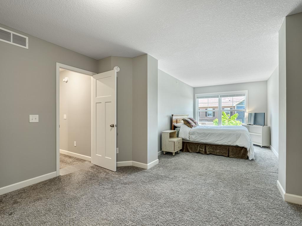 1211 Lower 143rd Street E Property Photo 22