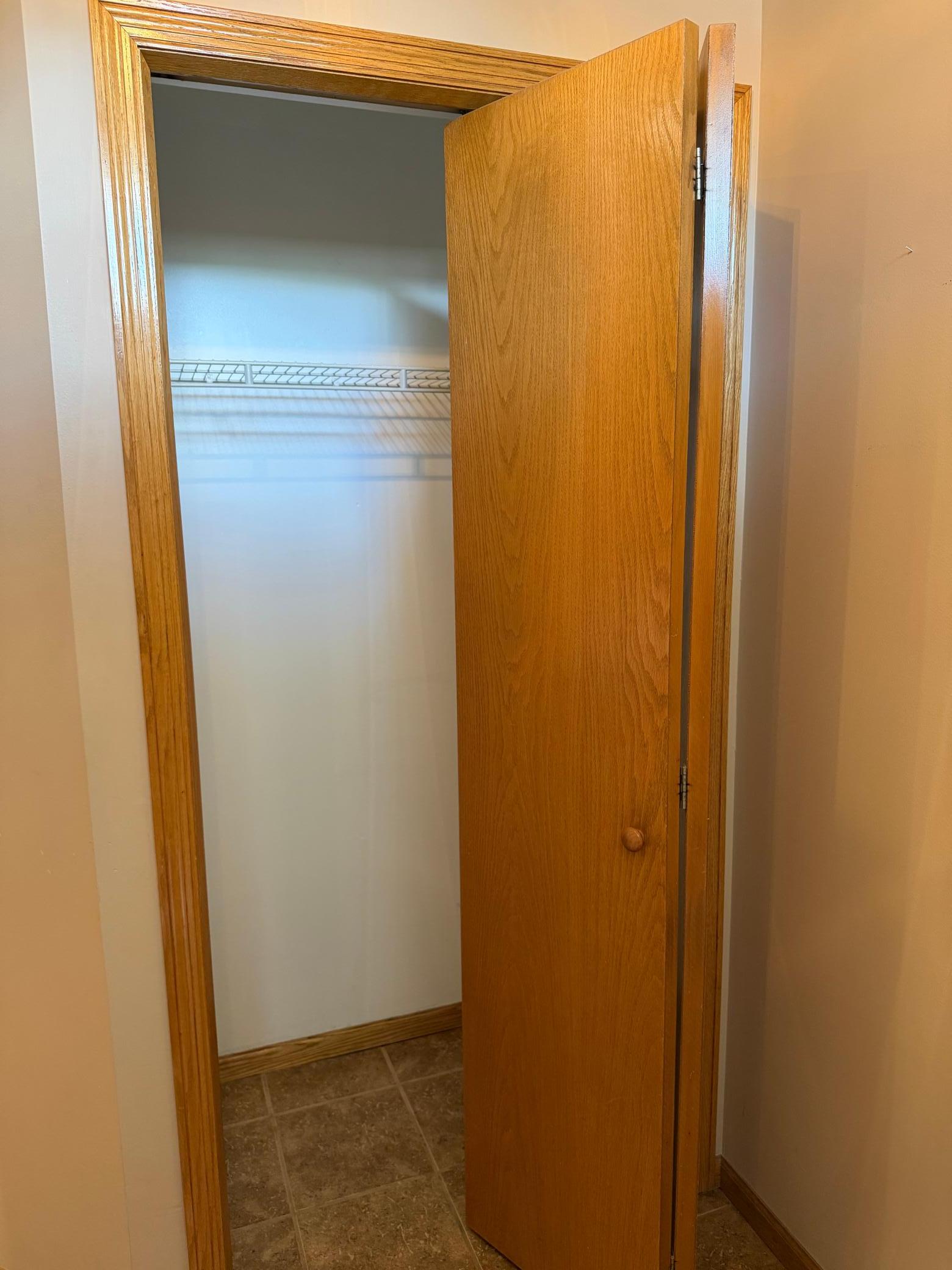 736 E Nicollet Boulevard Property Photo 8