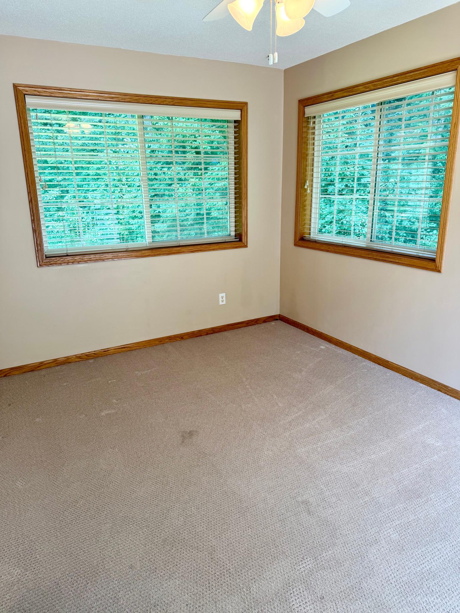 736 E Nicollet Boulevard Property Photo 13