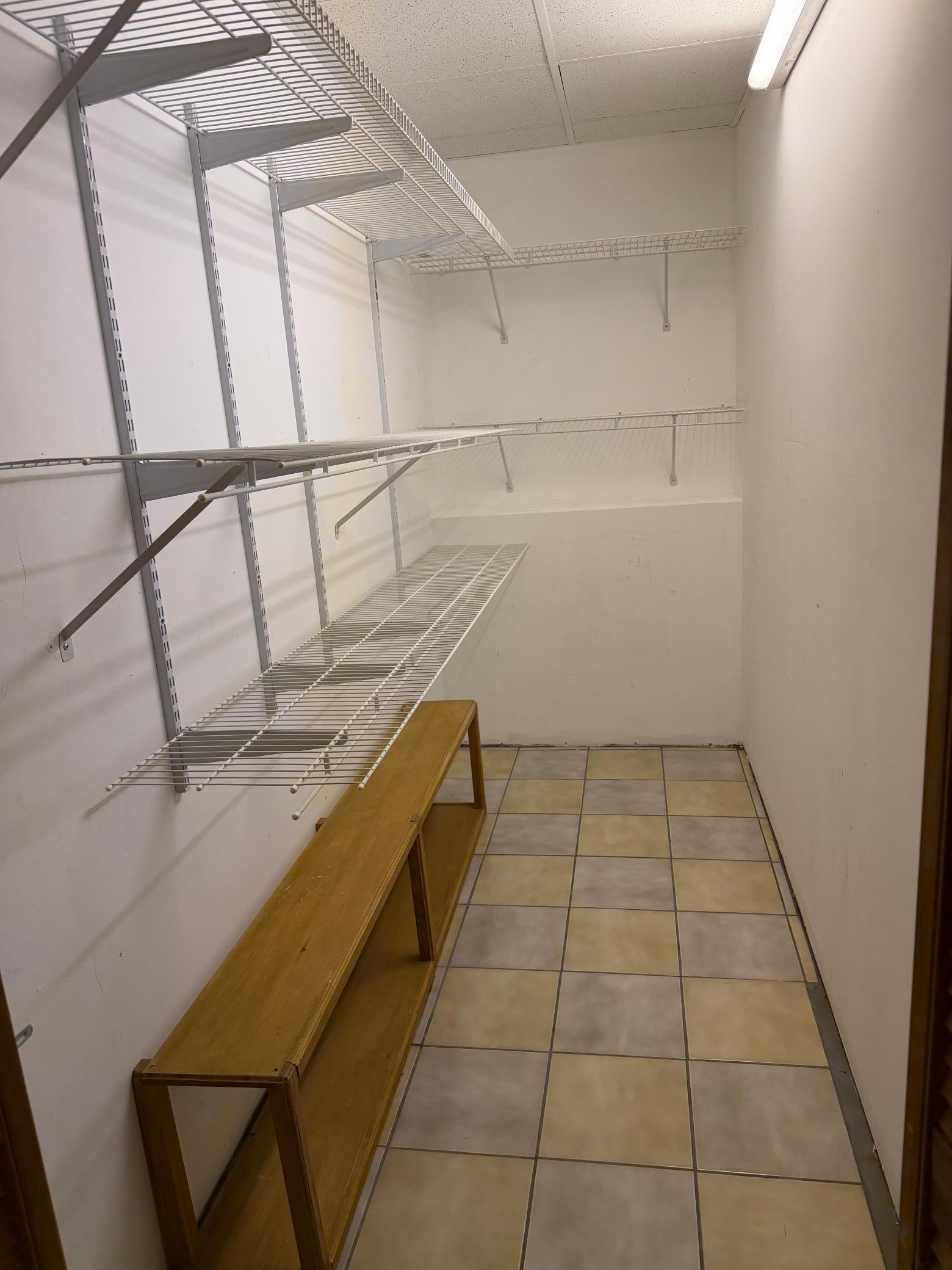 736 E Nicollet Boulevard Property Photo 26