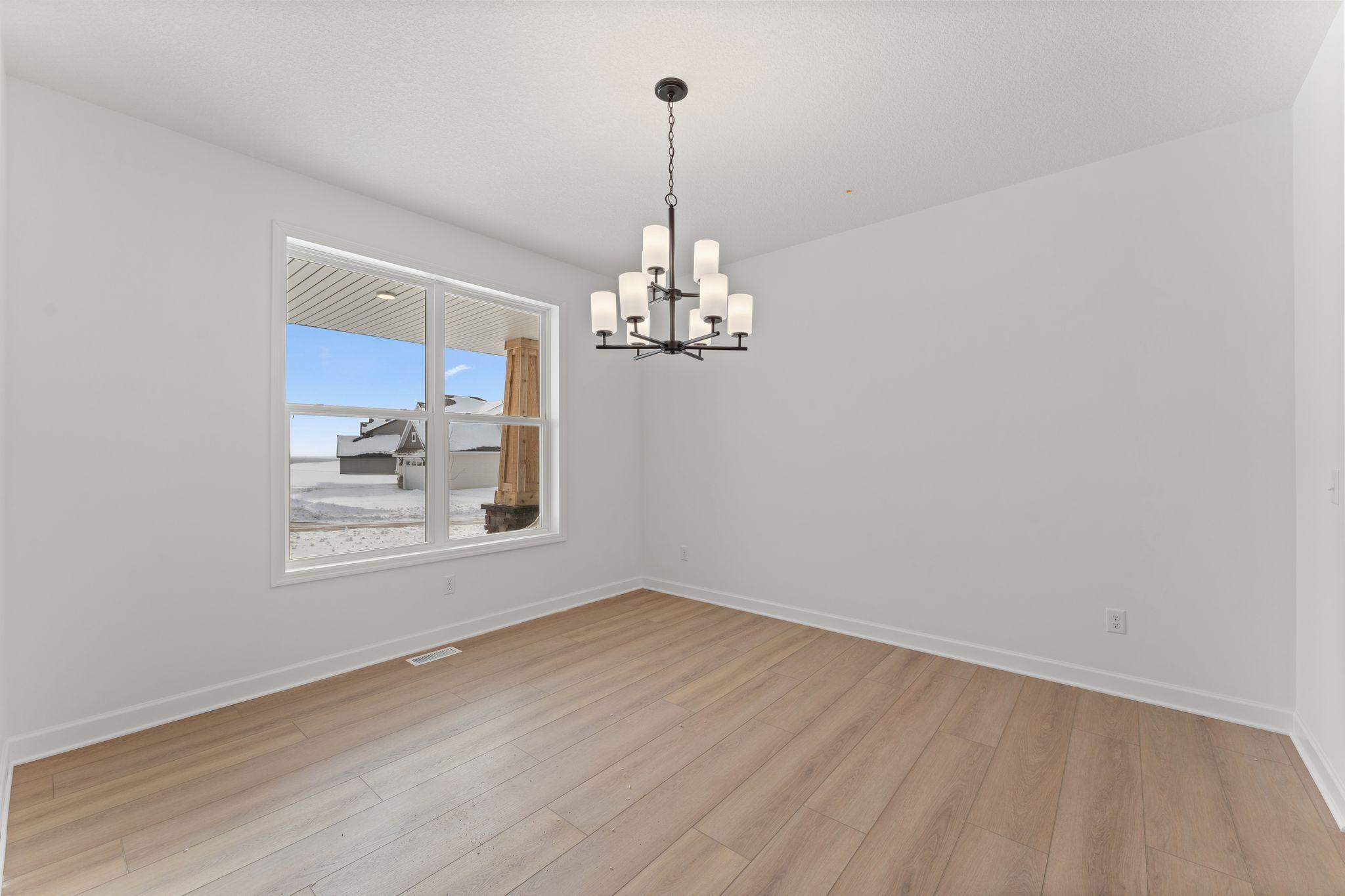 8621 183rd Street W Property Photo 6
