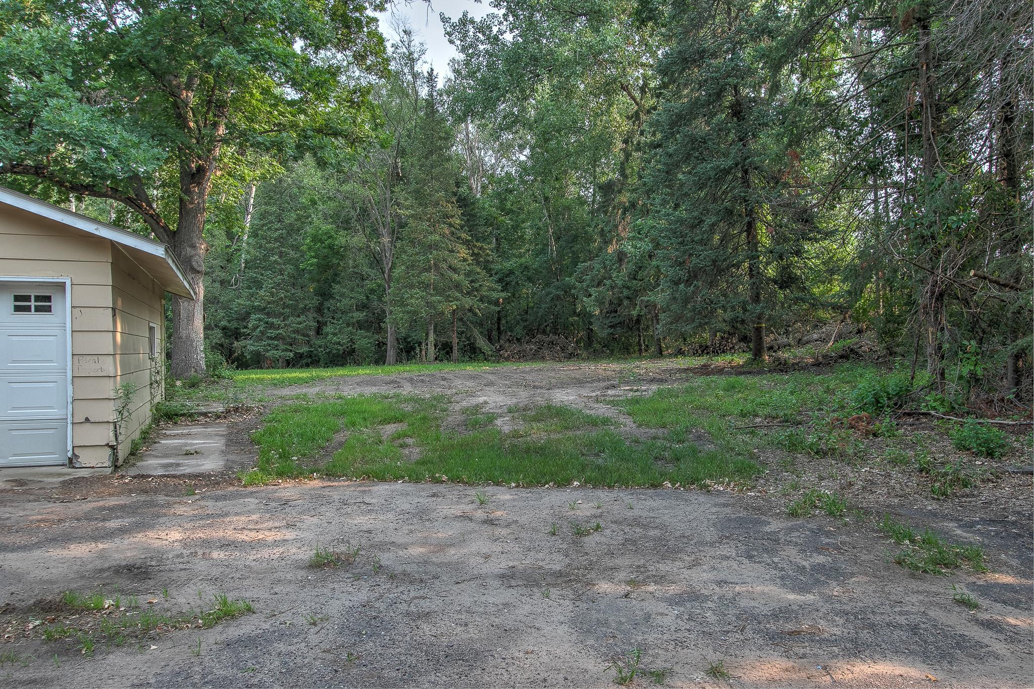 949 89th Lane Nw Property Photo 4