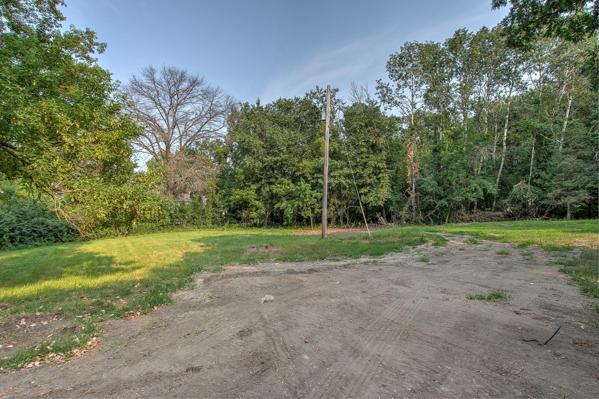 949 89th Lane Nw Property Photo 5
