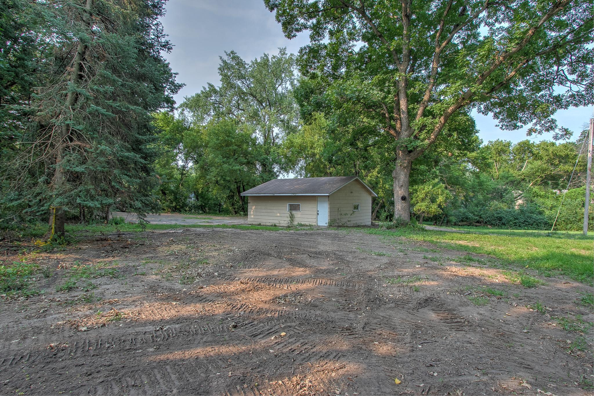 949 89th Lane Nw Property Photo 9
