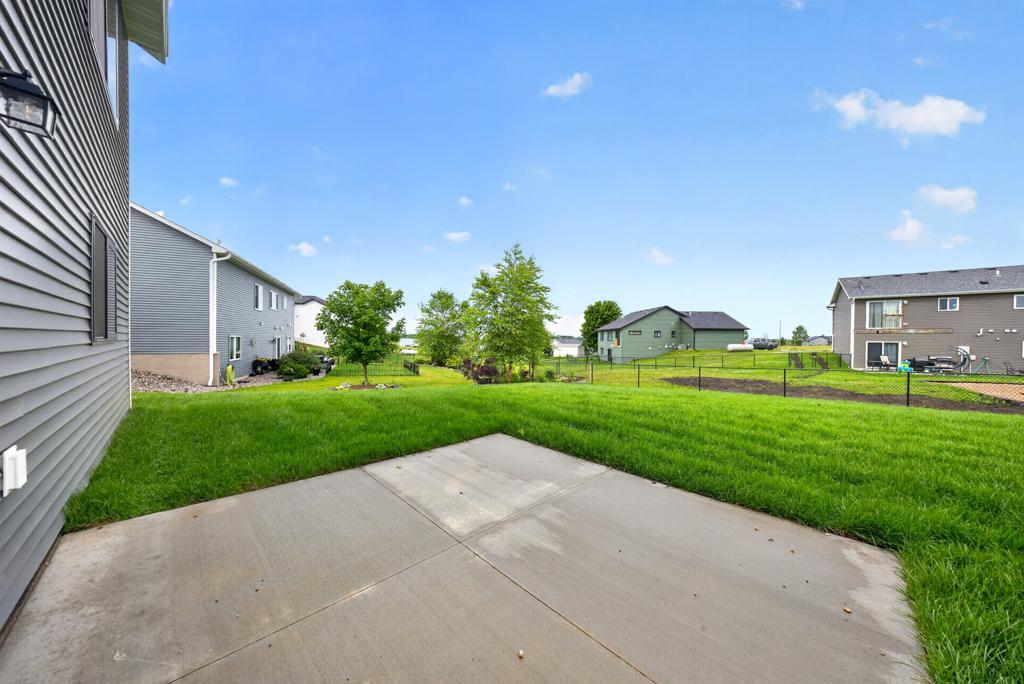 1693 Cherry Street E Property Photo 40