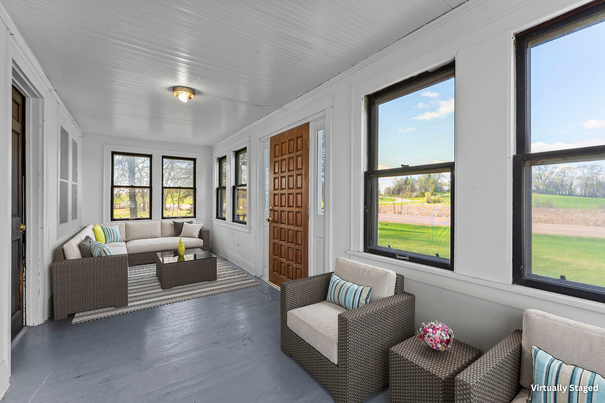 7310 Rolling Hills Road Property Photo 3